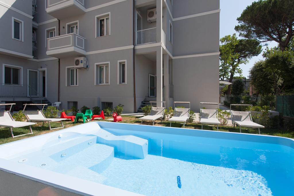 Hotel Star Cesenatico Exterior photo